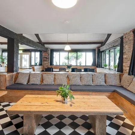 Holiday home Spacious In Limburg Near Forest *