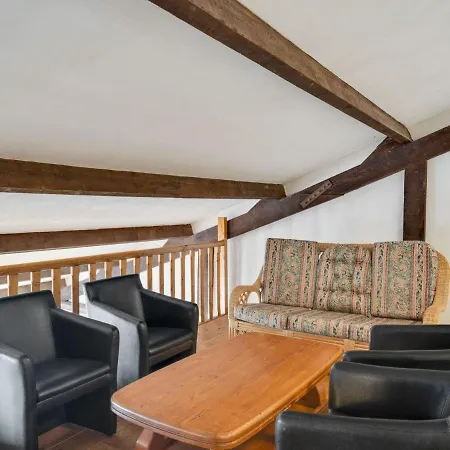 Holiday home Spacious In Limburg Near Forest *