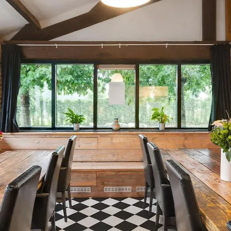 Spacious In Limburg Near Forest Sint Antoniusbank