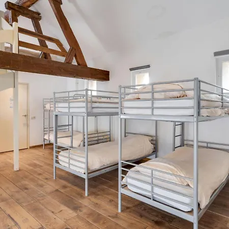 Spacious In Limburg Near Forest Sint Antoniusbank